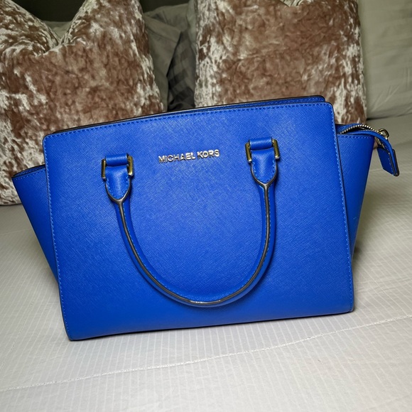 MK Royal Blue Purse - Picture 1 of 2